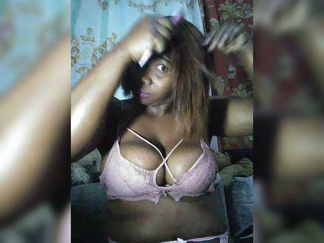 vanesslove live webcam show