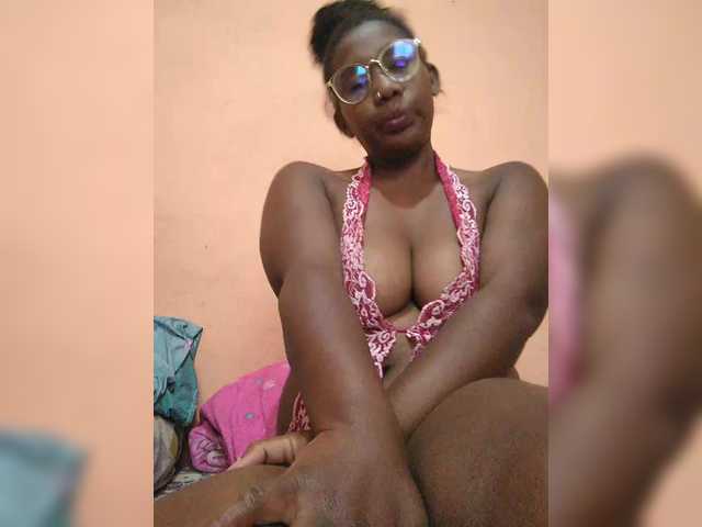 vanesslove's BongaCams show and profile