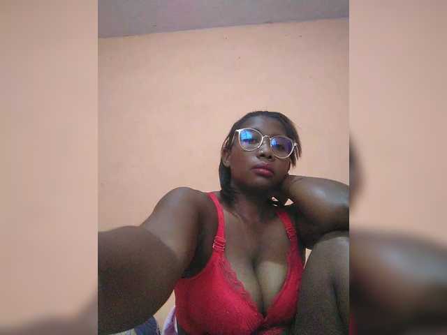 vanesslove's BongaCams show and profile