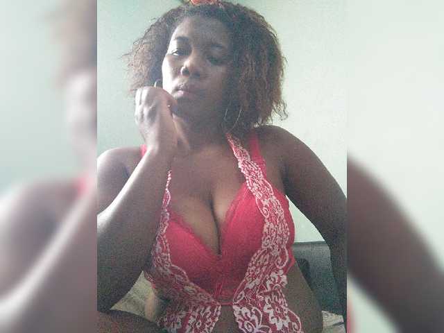 vanesslove live cam on BongaCams