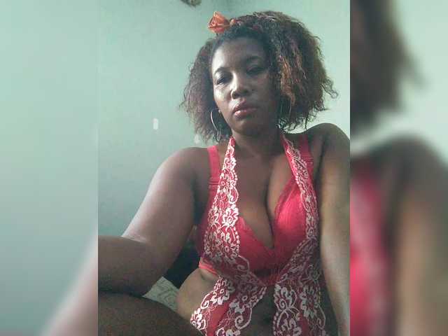 vanesslove live cam on BongaCams
