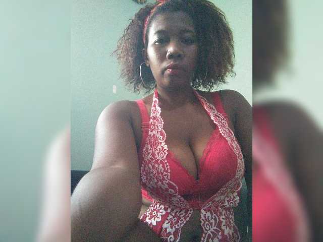 vanesslove live cam on BongaCams