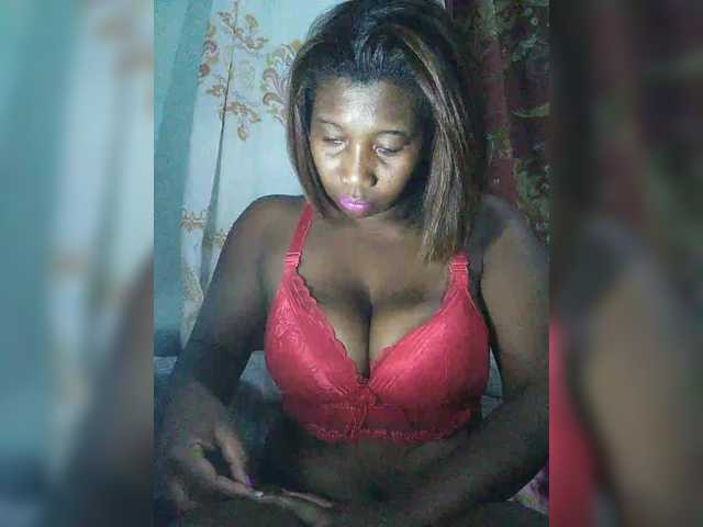 vanesslove live cam on BongaCams