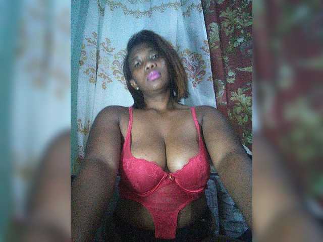 vanesslove live cam on BongaCams