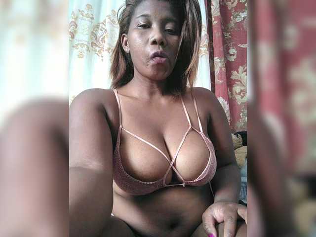 vanesslove live webcam show