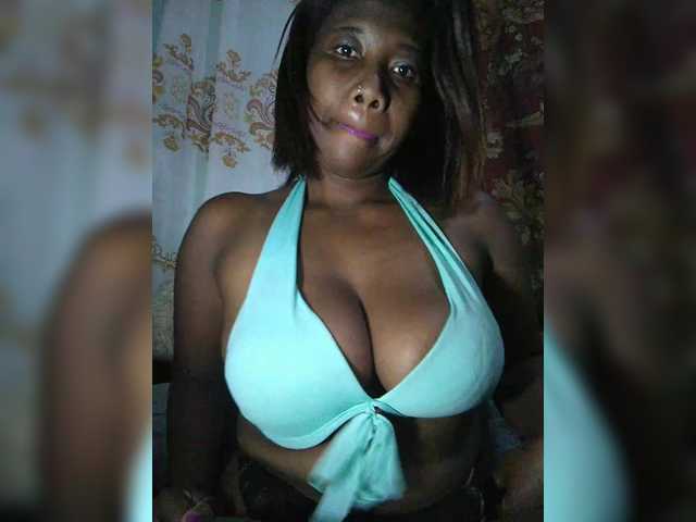 vanesslove live webcam show