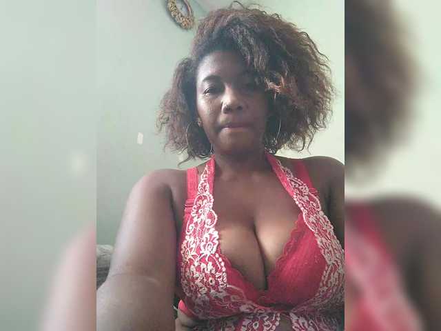 vanesslove live cam on BongaCams