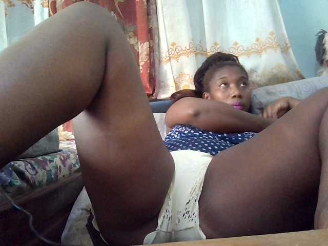 vanesslove live cam on BongaCams