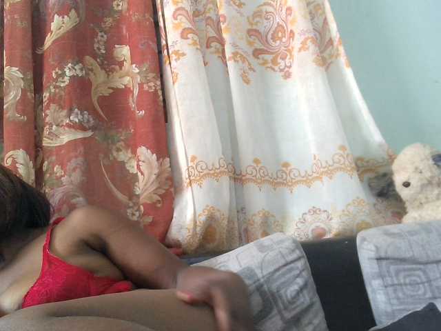 vanesslove live cam on BongaCams