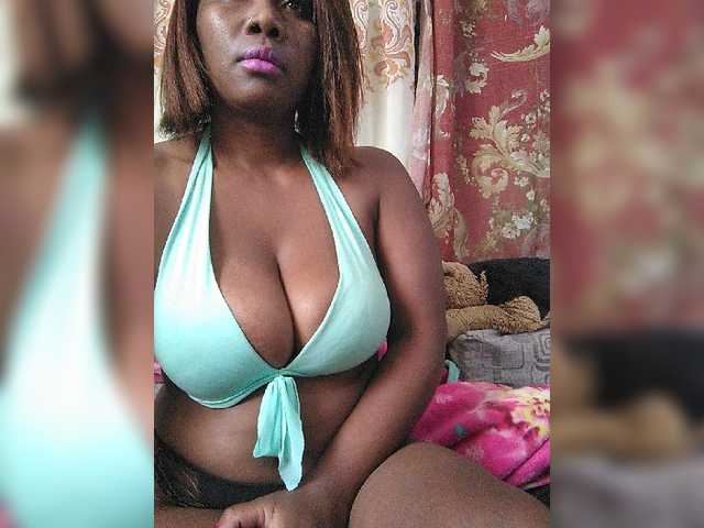 vanesslove live webcam show