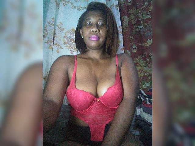 vanesslove live cam on BongaCams