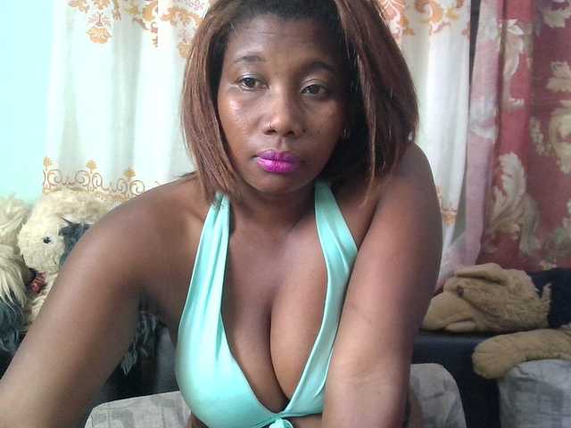 vanesslove live webcam show