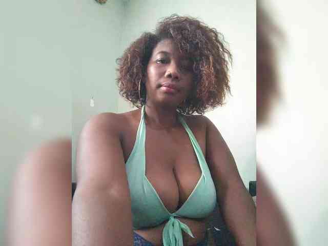 Chachachocolate webcam
