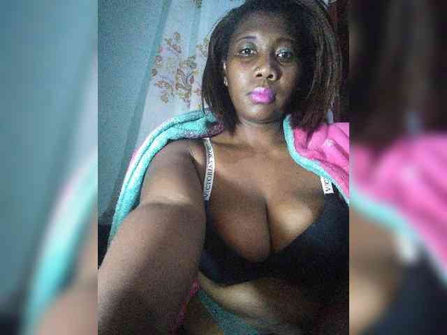Modèle: chachacoquine