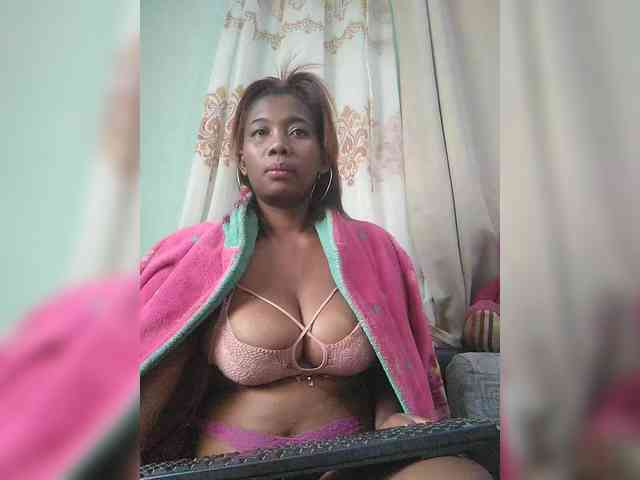 Chachachocolate webcam
