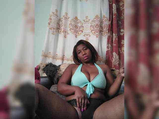 chachacoquine's live room
