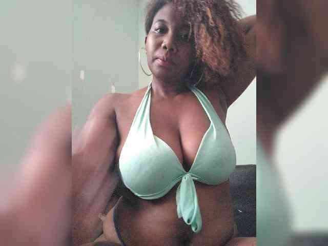 Chachachocolate webcam