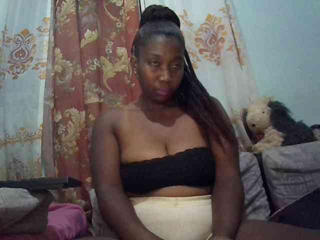 Modèle: Sweetyblackchocolat
