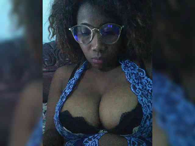 Modèle: chachachocolate