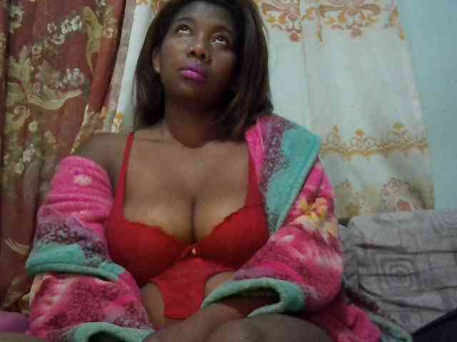 vanesslove Live Webcam on BongaCams