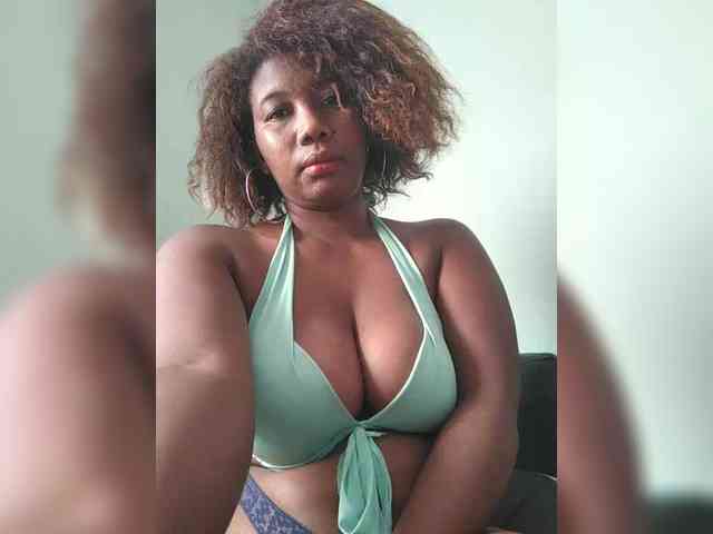 Chachachocolate webcam