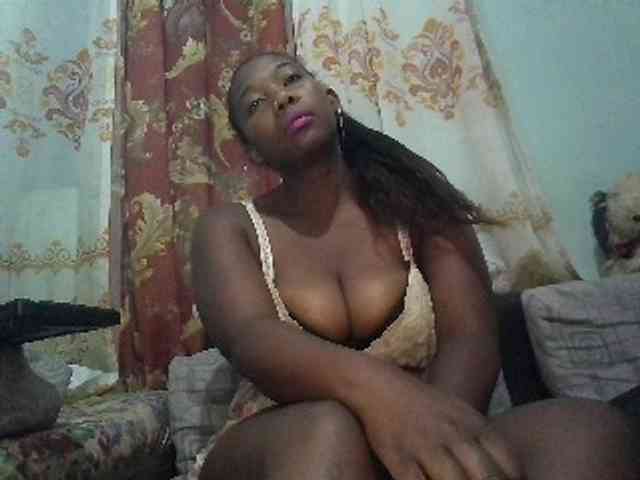 Modèle: Sweetyblackchocolat