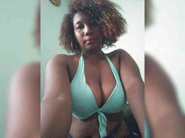Chachachocolate webcam
