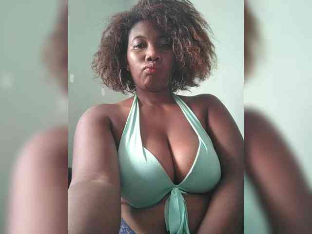 Chachachocolate webcam