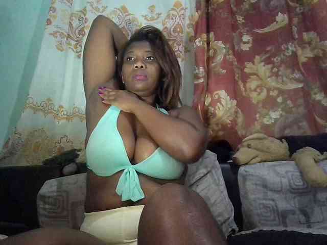 Chachachocolate webcam