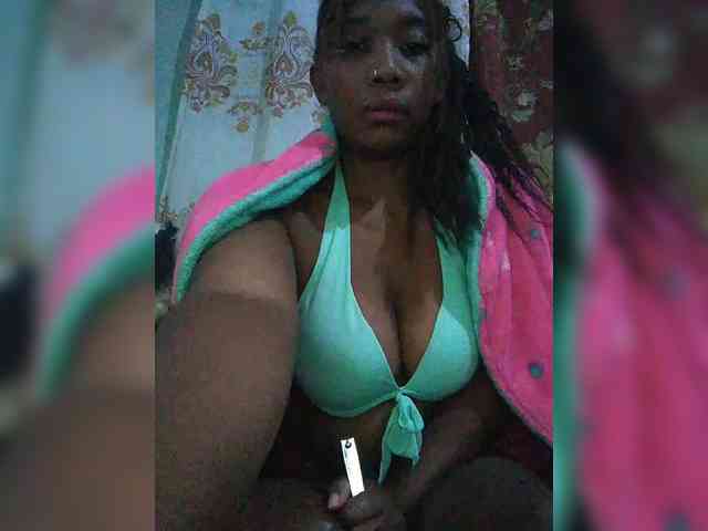 Modèle: chachacoquine