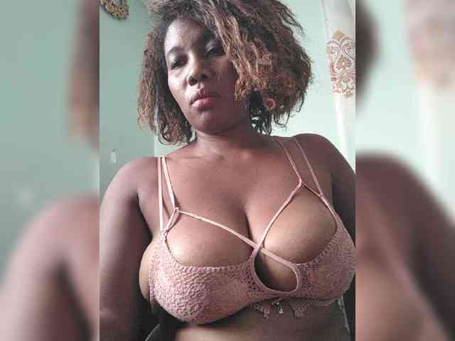 Chachachocolate webcam
