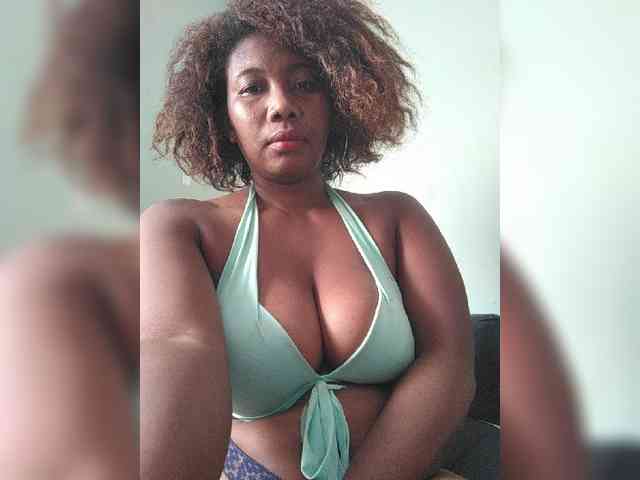 Chachachocolate webcam