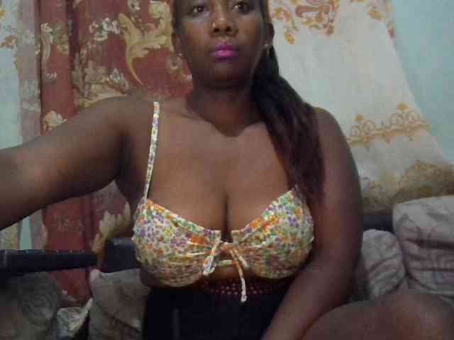 Modèle: Sweetyblacksexy