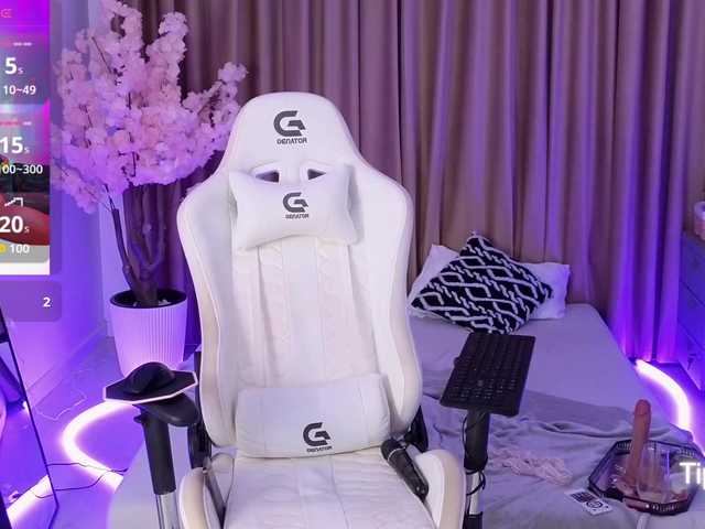 AlexaAimee