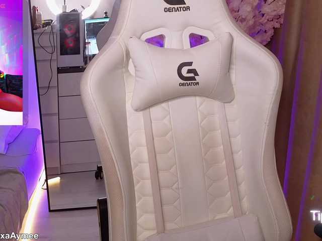 AlexaAimee