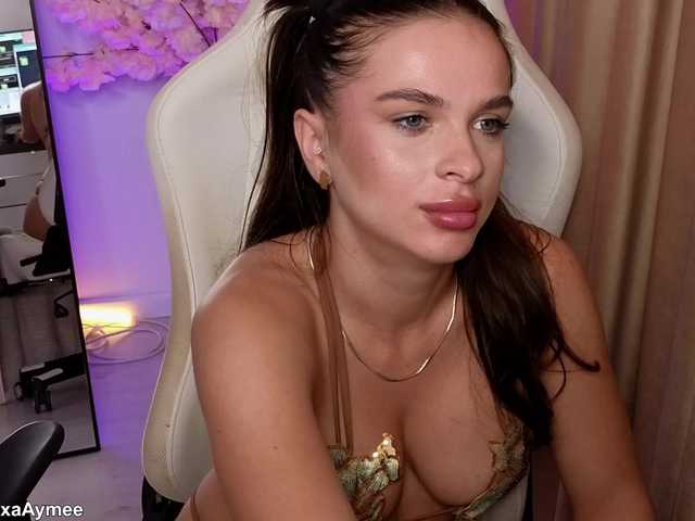 AlexaAimee
