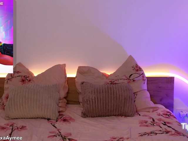 AlexaAimee live cam on BongaCams