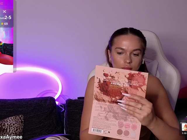 AlexaAimee's BongaCams show and profile