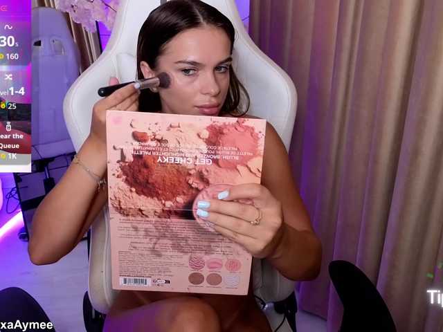 Перейти в чат AlexaAimee