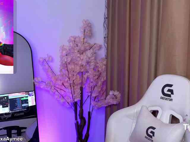 AlexaAimee webcam