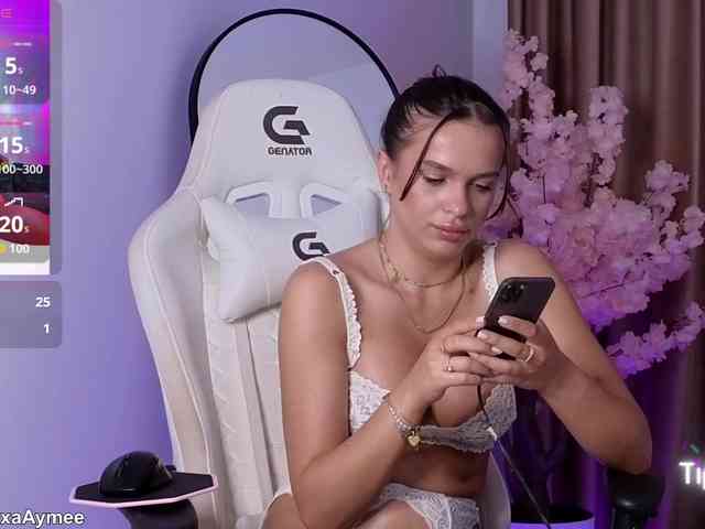 AlexaAimee