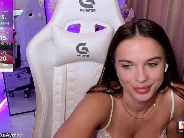 AlexaAimee AlexaAimee