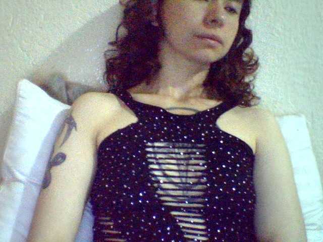 Celena980 live cam on BongaCams