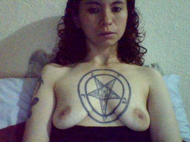 Celena980 live cam on BongaCams