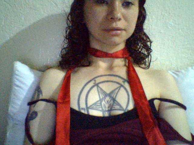 Celena980 live cam on BongaCams