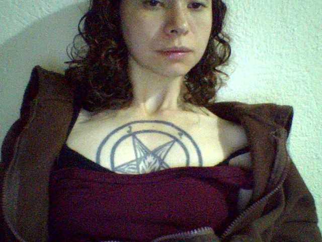 Celena980's BongaCams show and profile