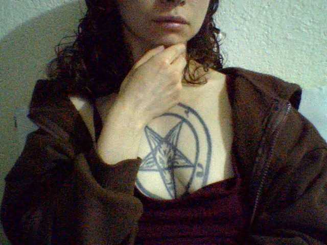 Celena980 live cam on BongaCams