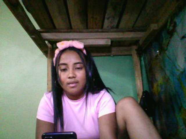 SunsetMonica live cam on BongaCams