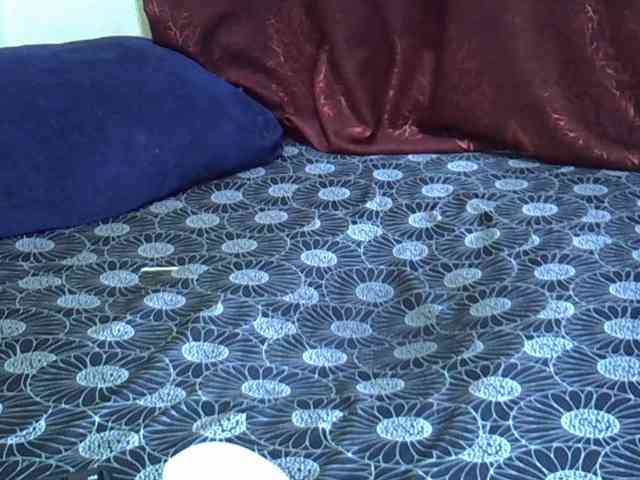 Tiyana47 webcam