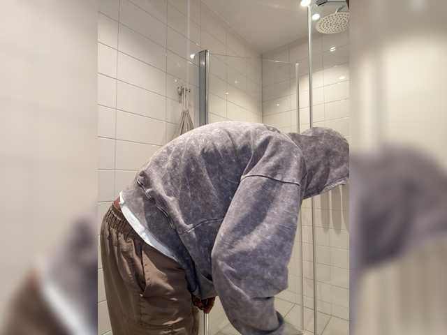 Hugecocklatino